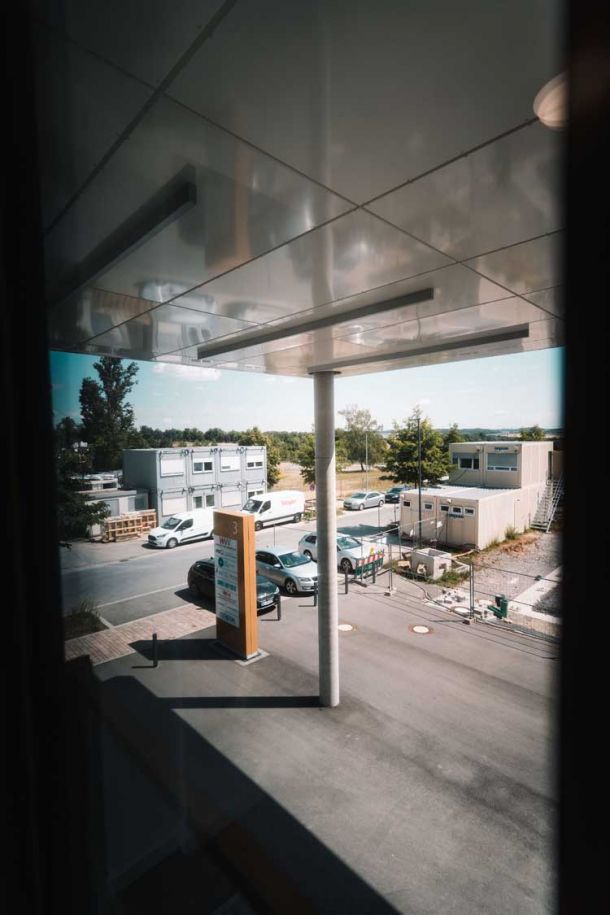 Hier sind Bilder aus dem Inkubator zu sehen