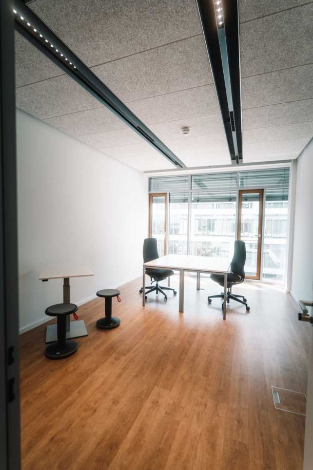 Hier sind Bilder aus dem Inkubator zu sehen